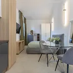 Suite Home Ferrara Guest house *
