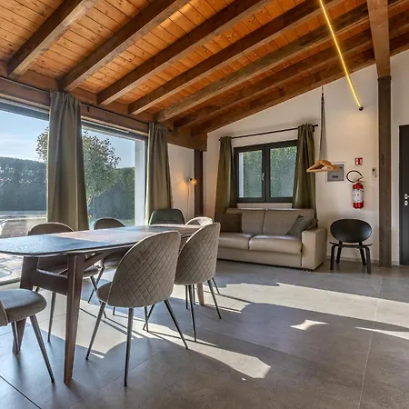 Suite Home Ferrara *