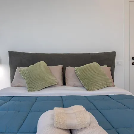 Suite Home Ferrara 3*