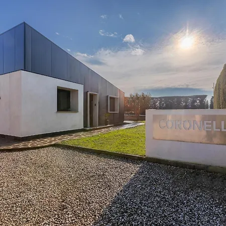 بيت ضيافة Suite Home Ferrara 3*