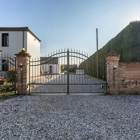 Suite Home Ferrara