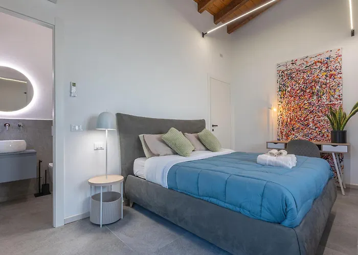 Suite Home Ferrara * Ferrara