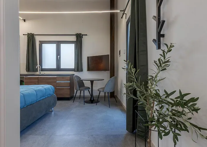 Suite Home Ferrara Guest house