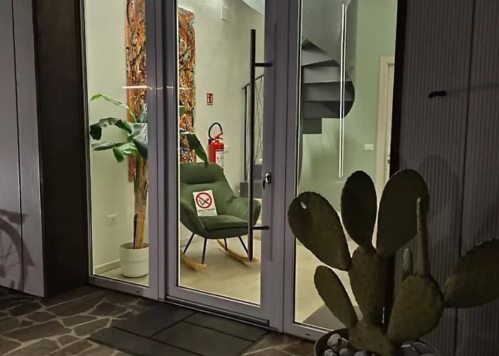 Suite Home Ferrara Guest house *